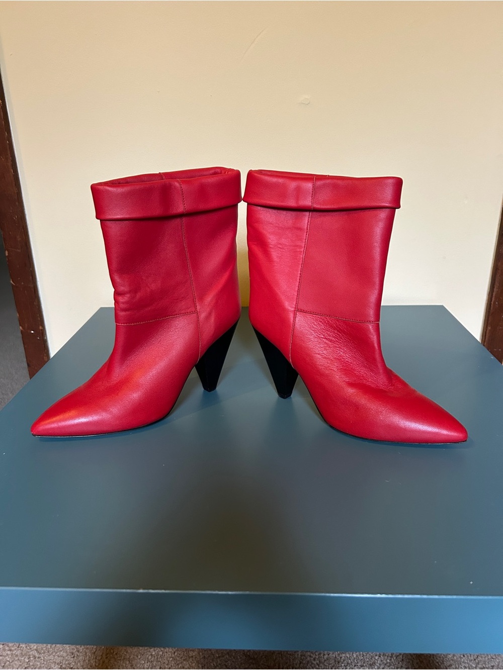 Isabel Marant Red Leather Fold over cuff Bootie Cone Heel Pointed Toe Size 36 - Picture 5 of 7